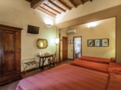 Hotel Mario's Hoteles cerca de Basílica de la Santa Cruz