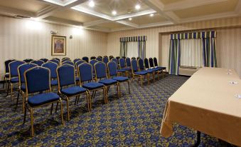 Holiday Inn Express & Suites SAN PABLO - RICHMOND AREA by IHG - Hizvo