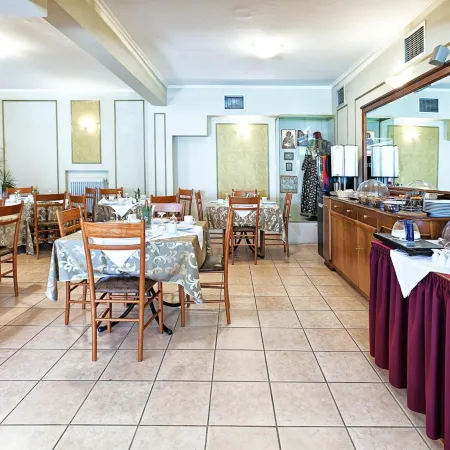 Anastassiou Hotel - Bike and Motorcycle Friendly Hotel