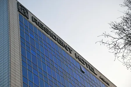 Resident Hotel Abay(opened in 2025) Отели рядом с достопримечательностью «Музей народных музыкальных инструментов им. Ыхласа»