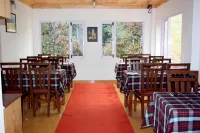 Altius Nest Hotel
