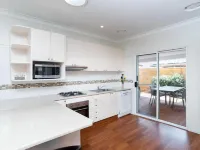 Canberra Ave Villas Hotels in Queanbeyan