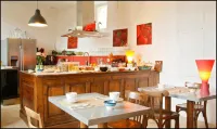 La Maison Rouge d'Uzes B&B