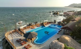 Trân Châu Beach Resort