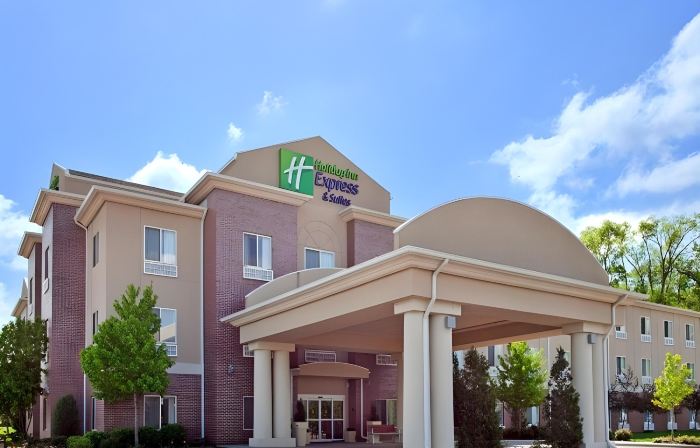 Holiday Inn Express & Suites INDEPENDENCE-KANSAS CITY by IHG