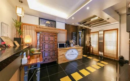 Seosan Hotel Отели рядом с достопримечательностью «옥천암»