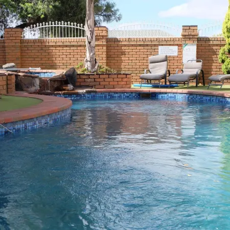 Charles Sturt Motor Inn