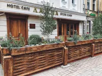 蘭帕飯店 庫爾沙里夫清真寺附近的飯店