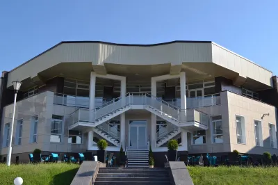 Lada-Rezort Hotel فنادق في 