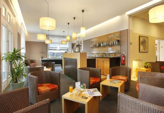 호텔 내부 전경