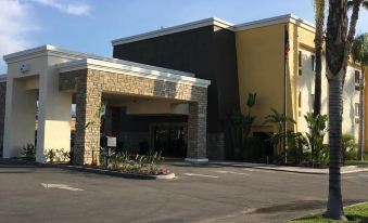 Best Western Plus Arrowhead Hotel