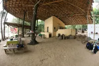 Daltons Banana Guesthouse - breakfast