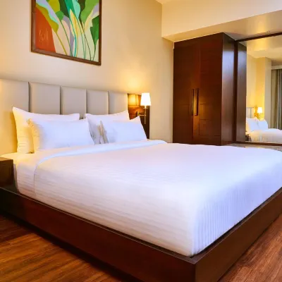 Visthara Hotel โรงแรมใกล้นากาวาระ