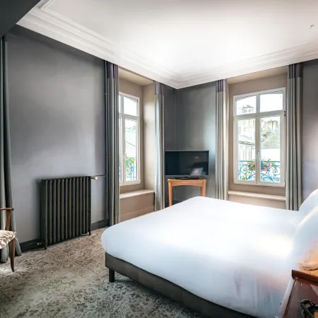 Hôtel France et Chateaubriand