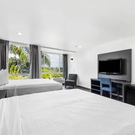 Motel 6 Oceanside, CA – Marina / Camp Pendleton