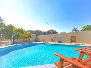 Capricorn One Beachside Holiday Apartments - Official
