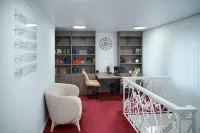 Hotel Plaza Hotel - Scenic
