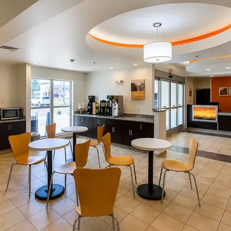 Days Inn by Wyndham South Bend/Notre Dame
