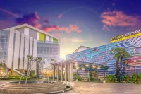 MaxOneHotels.com รีสอร์ทมากาสซาร์ โรงแรมใน