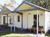 Nrma Victor Harbor Beachfront Holiday Park - parkir
