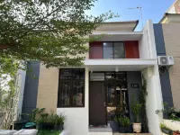 The Valley Guesthouse - Guest houses