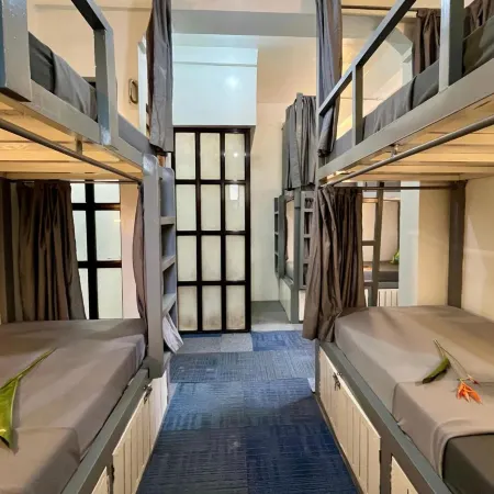 Avisala Hostel Coron