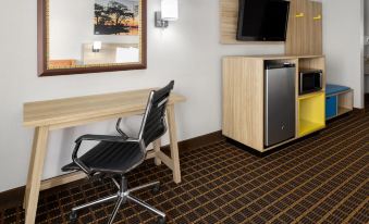 Days Inn by Wyndham Waycross
