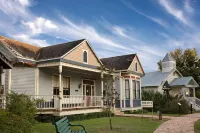 Days Inn & Suites by Wyndham Opelousas Hotel in zona Opelousas Museum & Interpretive Center