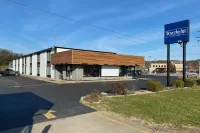 Travelodge by Wyndham Gallipolis Hotels in Gallipolis