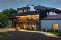 Courtyard Norwalk Hotels in Norwalk