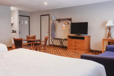 Americinn by Wyndham Appleton Downtown Hotel dekat Diver's Realm, Inc.