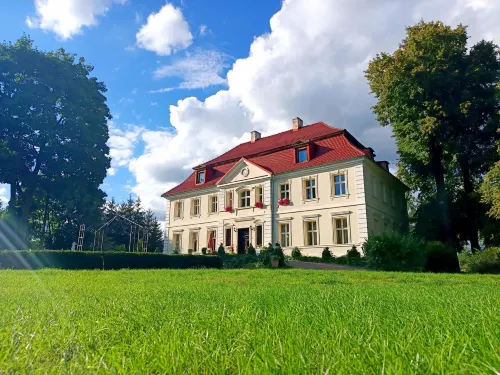 Pałac Chichy Hôtels à : Powiat de Zagan