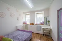 Vintazh Furnished Rooms Monument to Ostap Bender附近的飯店