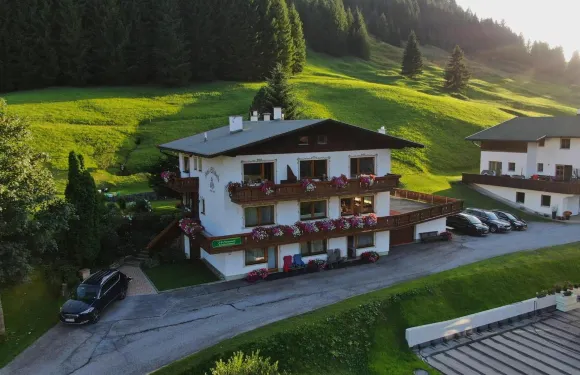 伊麗莎白小屋旅館