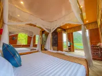 Lotus Field Homestay