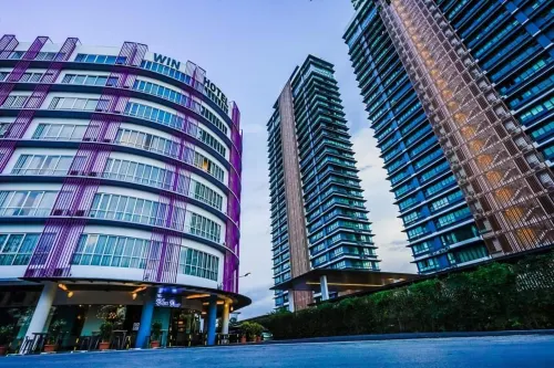 Win Hotel - Parking