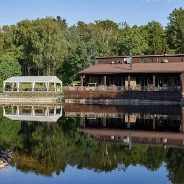 Джаст Вуд Отели в г. 