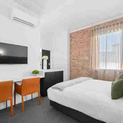 Grand Hotel and Studios Rooms