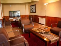 Hotel Villa Brescia Hotels near Malvinas Square
