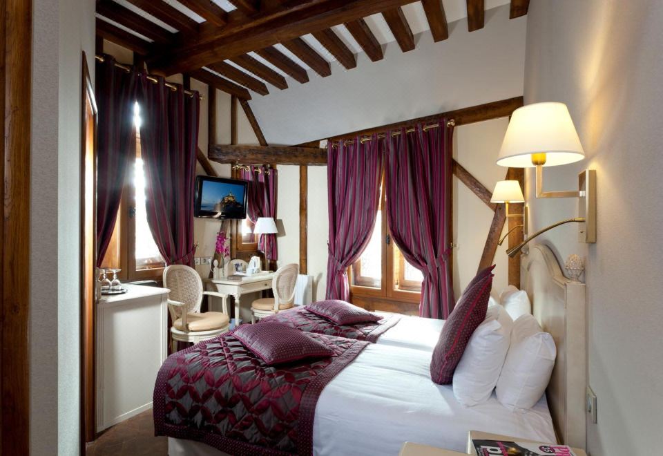 오베르주 생 피에르 외관