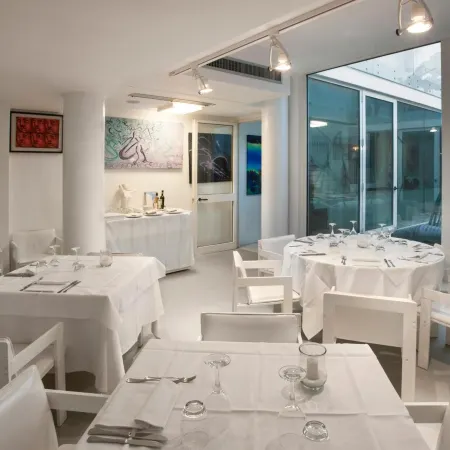 Hotel Alexander Museum Palace