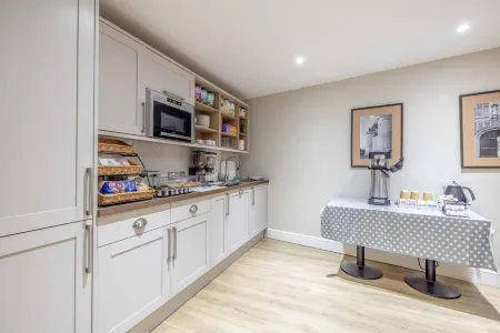 Goswell House Отели рядом с достопримечательностью «Dramatica»