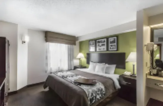 Rodeway Inn Hotels near University of Tennessee