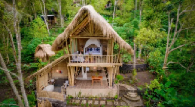 Ayo Hill Villa Hotel dekat Pura Dalem Suci Dukuh Suladri