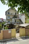 Gavan-Adler Living Quarters - Pensions