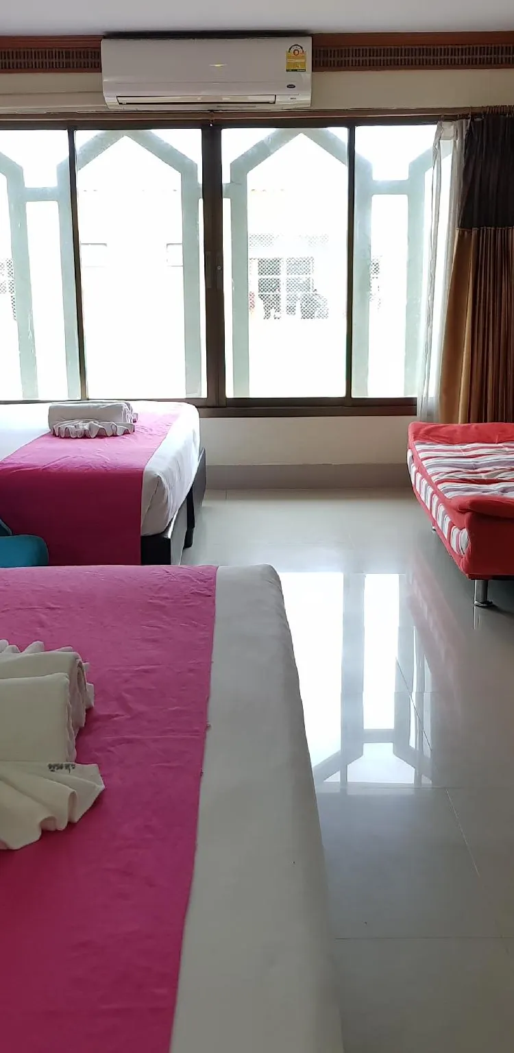 ห้องดีลักซ์ เตียงแฝด