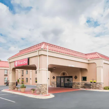 Ramada by Wyndham Hendersonville