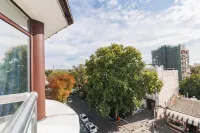 5 Avenyu Các khách sạn ở Simferopol