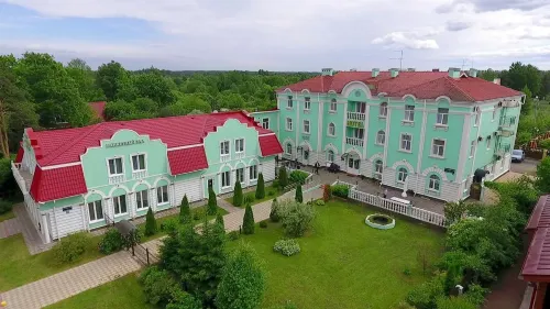 Aleksandriya-Peterhof Hotel