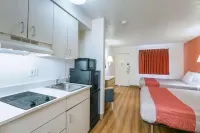 Motel 6 Dothan, Al